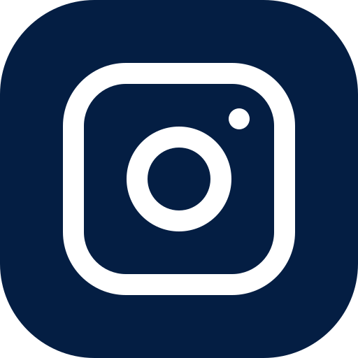Chloe-Heloc-Instagram-Icon